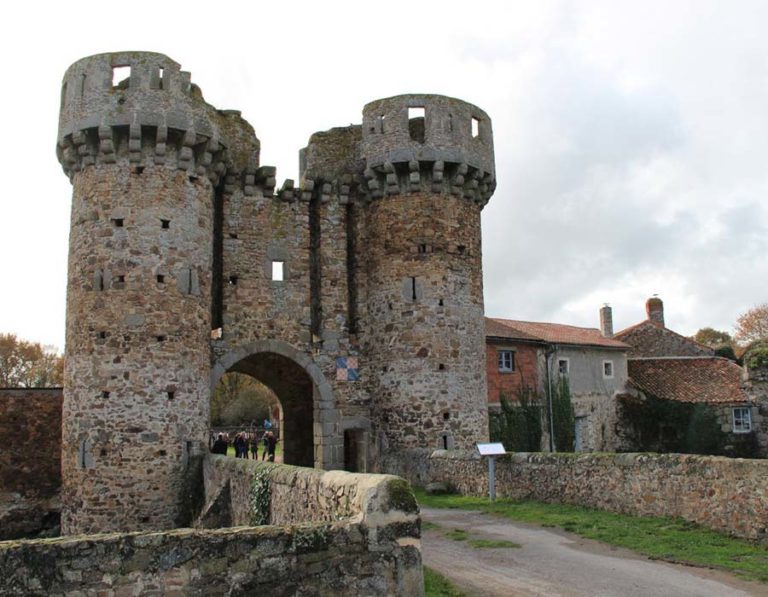 chateau-de-sanzay-deux-sevres-decouverte-79