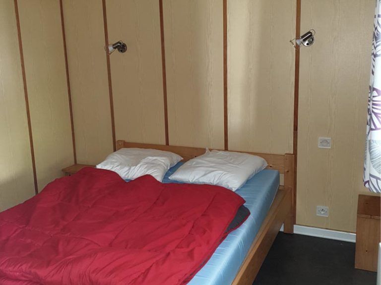 location-chalet-2-chambres-7-personnes-li-double-camping-au-lac-hautibus