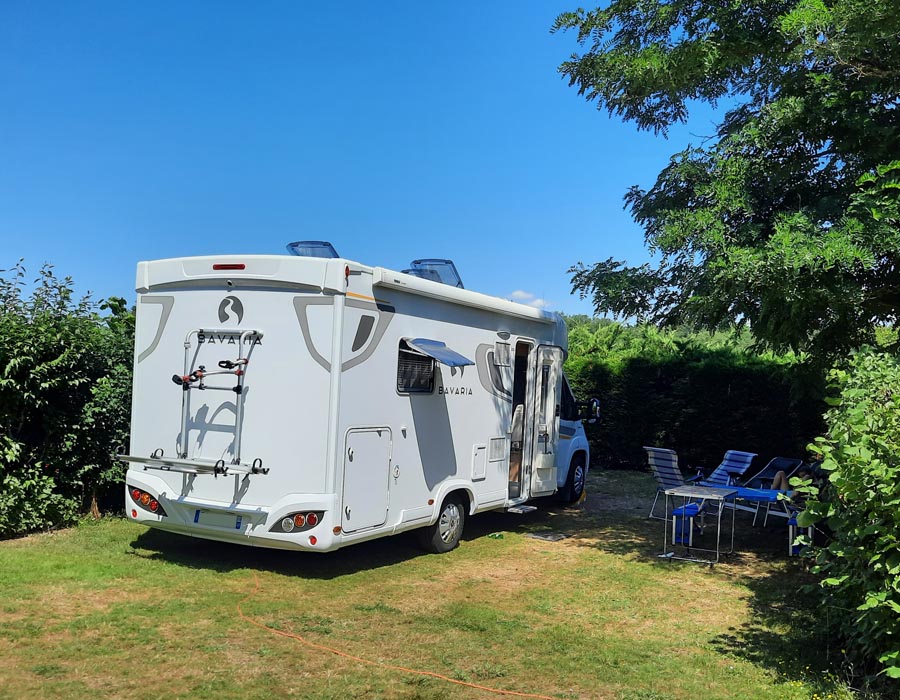 emplacement-camping-car-camping-nord-deux-sevres-argentonnay