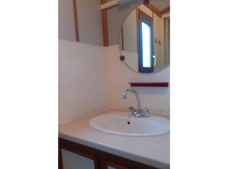 location-chalet-nord-deux-sevres-proche-airvault-camping-au-lac-hautibus-argentonnay